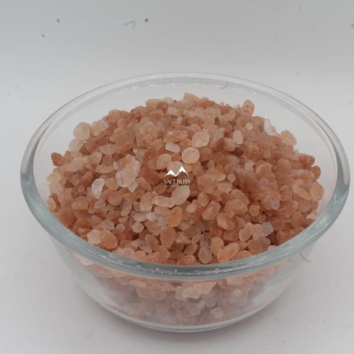 Edible pink Salt in Bowl